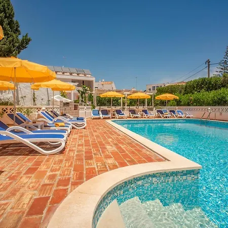 Two Bedroom With Garden View In Luz